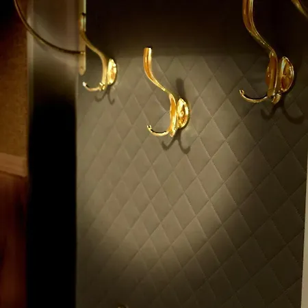 Golden Gapa Budget-studio 3 * جارمش بارتنكيرشن